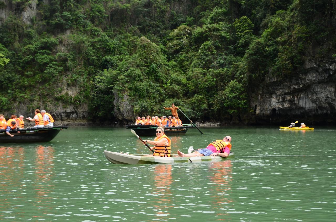 La Vela Premium Cruise - Managed By Paradise Cruises Ha Long Exteriör bild