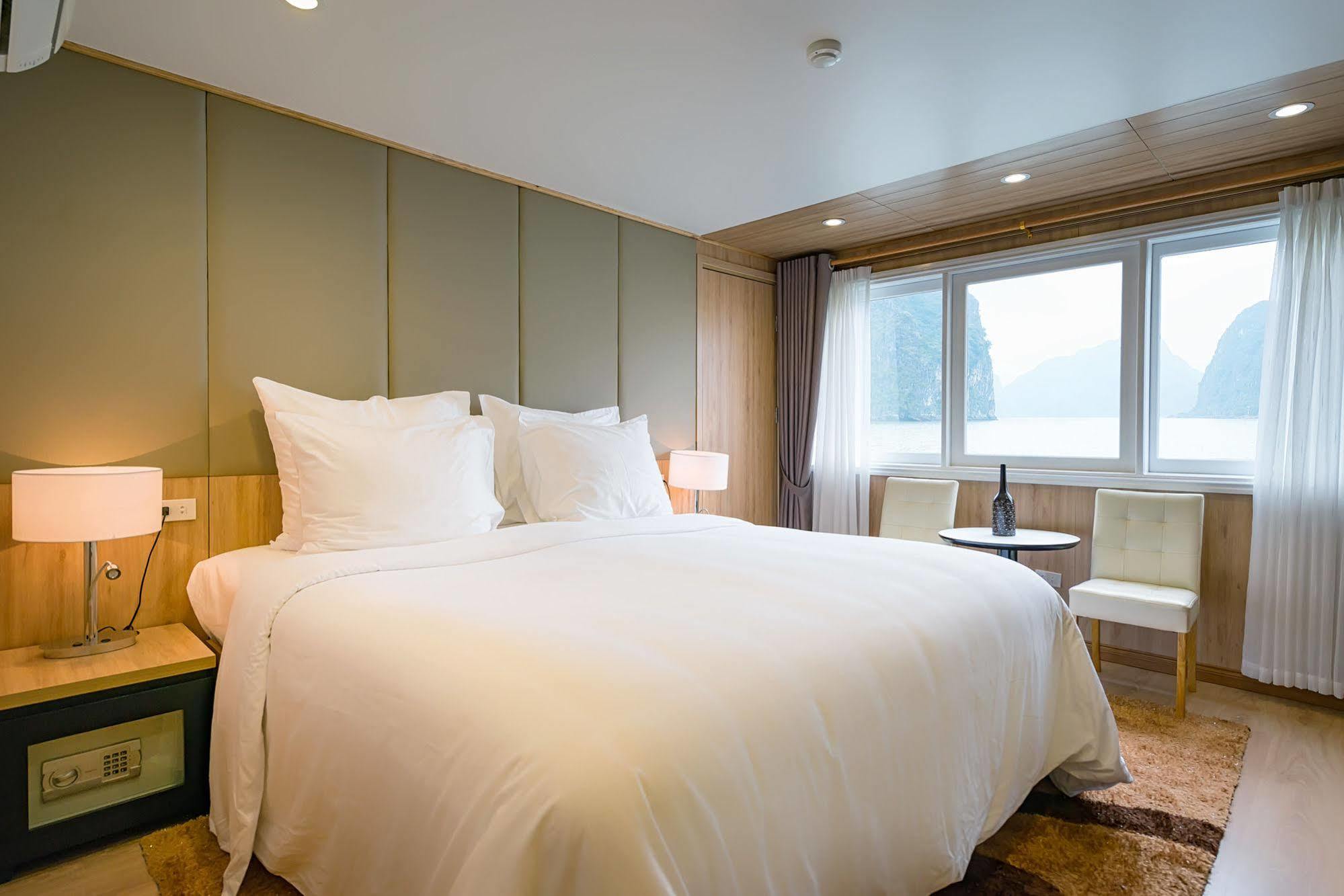 La Vela Premium Cruise - Managed By Paradise Cruises Ha Long Exteriör bild