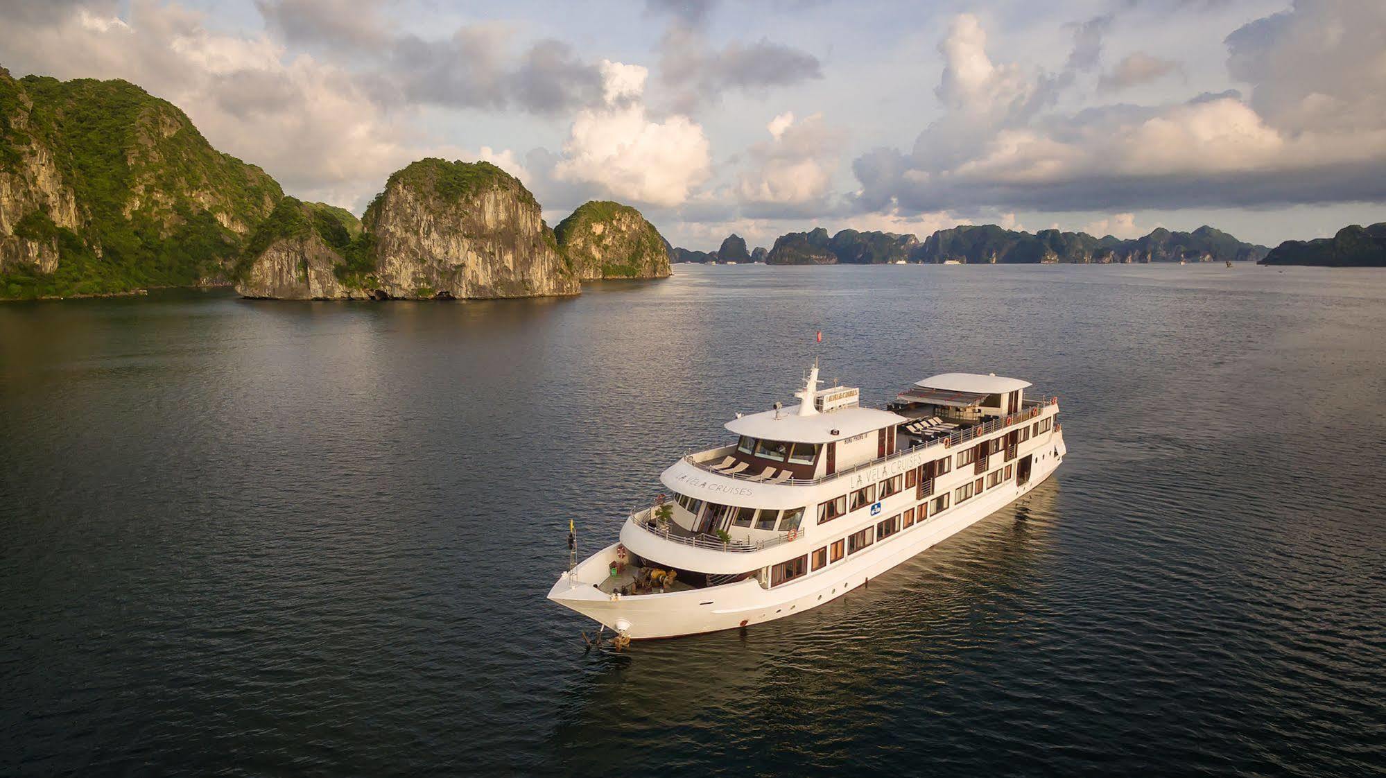 La Vela Premium Cruise - Managed By Paradise Cruises Ha Long Exteriör bild